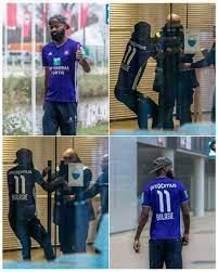 Lamkel ze was left with egg on his face following the incident and eventually issued a grovelling public apology via the club's official twitter account. Didier Lamkel Ze Debarque A L Antwerp Avec Un Maillot D Anderlecht Et Demain Celui Du Beerschot Camerounsports