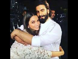 Photoshopped Picture Of Deepika Padukone Hugging Ranveer Singh Goes Viral Here S Proof It S Fake Deepika Ranveer Beautiful Bollywood Actress Deepika Padukone