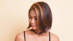 Otherwise, the red streaks tend to disappear in the dark brown hair. Add Streaks To Dyed Hair And How Long To Wait