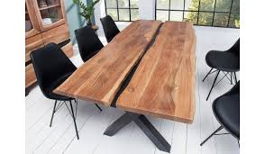 Cette table ronde en métal noir est idéale pour un intérieur moderne au design industriel. Table A Manger Bois Massif Et Metal Noir Rectangulaire Pour Salle A Manger