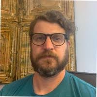 200+ perfiles de «Cates»