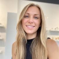 Melissa Stowell's Instagram, Twitter & Facebook