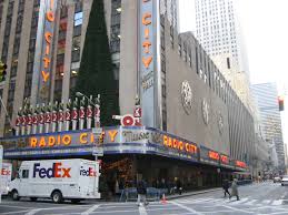 Having radio city music hall back at 100% capacity without masks, with people enjoying new york and the new york arts, gov. File Radio City Music Hall 1 Jpg Wikipedia