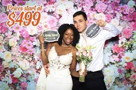 Milestone won the wedding wire bride's choice award 3 years in a row. Photo Booth Rentals In Chicago Il The Knot