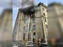 Москва, 19 июн — риа новости. Dvoe Detej Postradali Posle Pozhara V Kommunalke Na Prospekte Stachek Mk Sankt Peterburg