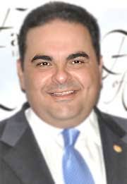 Biografía de Elías Antonio Saca