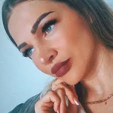 Lisa Luft (@lisa.luft4)