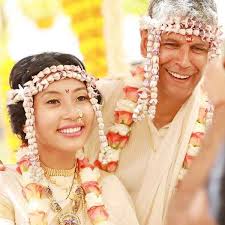 After that, we will talk about his other details. Milind Soman And His Wife Age Difference And Got Married Digitalomm