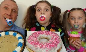 Bad baby victoria and annabelle cake. Hu De Home Facebook