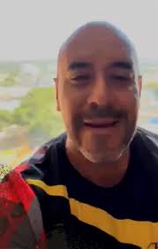 Nada mejor que girar en un circuito con tus patas de siempre. Un día de  ptm! CARAVANAGP en su salsa... y con todas sus cremas! Aquí, el video de lo  que fue