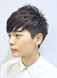 刈り上げスマートマッシュ 髪型メンズ メンズ ヘアスタイル アジアの男性のヘアスタイル メンズヘアカット