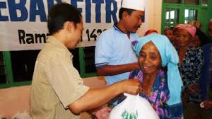 Kualitas beras atau makanan pokok untuk zakat fitrah harus sesuai dengan artinya: 5 Bacaan Niat Zakat Fitrah Arab Latin Artinya Informazone Com