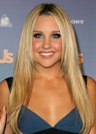 Pretty Makeup I Have Similar Eyes To Her Small And Round Not Almond Shaped I Think This Is A Good Way To Make Them L Amanda Bynes Amanda Blonde Hair Shades
