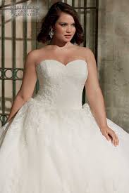 Check spelling or type a new query. Brautkleider Auch In Grossen Grossen Brautmode Auch Fur Mollige