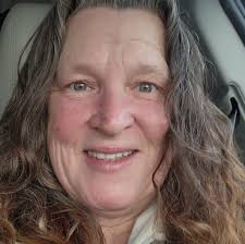 It's not actually rock, but it's just as beautiful 🥰 #seaglass