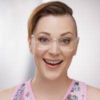 Carolyn Page's Instagram, Twitter & Facebook