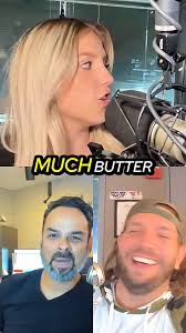 Millie is living her best lake life…☀️🌊 Who else is ready for  summer?!🙋🏼‍♀️ -Chloe