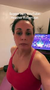 Heather Roberson's Instagram, Twitter & Facebook
