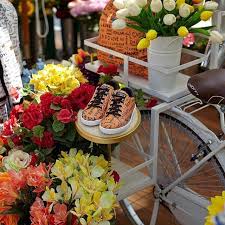 Montebello florist | flower delivery by amore dolce flowers best montebello florist. Dolce Gabbana Dolcegabbana Instagram Photos 264 Buro 24 7 Singapore