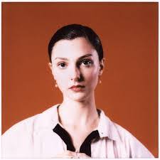 Saskia Lane's Instagram, Twitter & Facebook