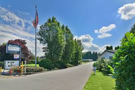 Maybe you would like to learn more about one of these? Majestic Mobile Manor Rv Park Puyallup Wa 98371
