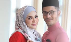 Bonda rozita ibrahim dedah detik perkenalan dengan suami. Unfollow Shahida Bukan Sebab Bergaduh Rozita