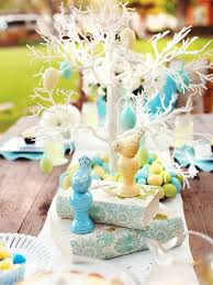 Wir zeigen euch jede menge kreative bastelideen, die eure tischdeko für ostern kreativ befeuern, und einfache anleitungen, mit denen ihr den frühling in die wohnung holt! Osterdeko Fur Draussen 40 Ideen Fur Den Garten Vor Der Haustur