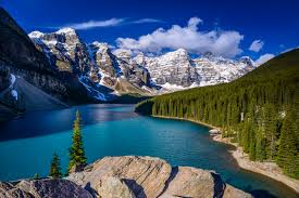 Moraine lake lodge, lake louise, ab. Moraine Lake Banff National Park Kanada Foto Bild Wasser Schnee Fruhling Bilder Auf Fotocommunity