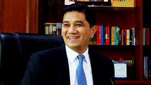 Dalam menentukan hal ehwal ekonomi berbanding sebelum depresi yang ditentukan oleh. Menteri Hal Ehwal Ekonomi Sanx Xox