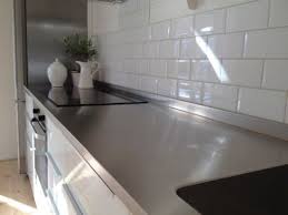 Rostfri Diskbank I Ett Ikea Metod Kok Stainless Steel Bespoken Worktop Edelstahl Arbeitsplatte Mit Kastenaufkantung In Einem Diskbank Kok Koksrenovering
