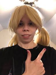 Very very pretty wig gotta see in person to appreciate XIXIBI Blonde Wigs  With Bangs Short Ombre Blonde Wavy Bob Wigs Natural Looking Heat Resistant  Synthetic Wigs For Daily Party Cosplay Use