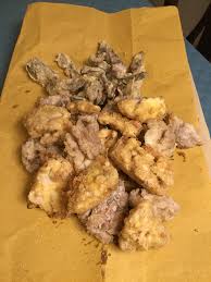 Per iniziare con uno di loro, prima lavarli e prepararli fino a quando non sono completamente puliti dalla pelle e da tutto ciò che può ostacolare la cottura e il. Cervello E Carciofi Fritti Come Pulire E Cucinare Il Cervello