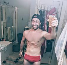 Next day delivery and free returns available. How Do Male Swimmers Feel About Their Bulge Showing In Jammers Or Speedos Quora