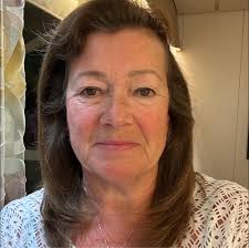 Hello, where can I go vote? I live in north beach. I'm not registered but  can I go somewhere and do it all in one??