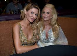 Apr 27, 2020 · denise richards and charlie sheen first met on the set of good advice in 2000. Rhobh Brandi Glanville And Denise Richards Who S Lying