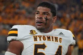 Wyoming RB Harrison Waylee, DE Sabastian Harsh enter transfer portal
