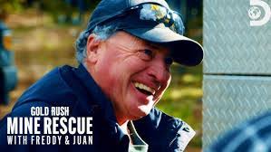 Juan Oregon's Instagram, Twitter & Facebook