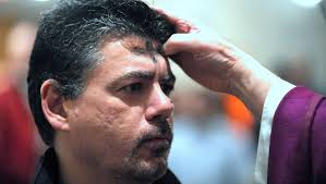 Detroit Archbishop Allen Vigneron celebrates Mass at St. Aloysius