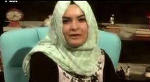 Esra Erol Un Kizip Gonderdigi Gelin Adayi Meger