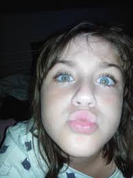 Anna Huet (@AnnaHuet1)