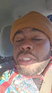 Perry Weaver's Instagram, Twitter & Facebook