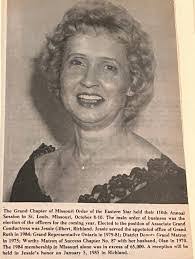 Regina Hutton's Instagram, Twitter & Facebook