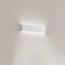 Sei alla ricerca di applique da parete e muro per arredare e abbellire i tuoi interni? Applique Moderno Perenz Way 6708 B Lc 12w Led In Metallo