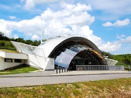 Sapanta | comuna sapanta este asezata pe malul drept al tisei in dreptul vaii tarasului, aproape de confluenta raurilor sapanta si tisa, in nordul extrem al romaniei, in tara localitatea este situata la aproximativ 18 km distanta de sighetul marmatiei. Trasee Pentru Rulote Si Autorulote Alese Cu Grija De Renn Ro