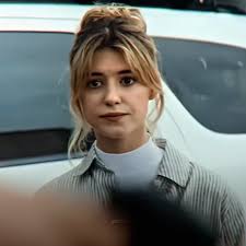 How Daisy Edgar Jones Shines in Twisters Movie