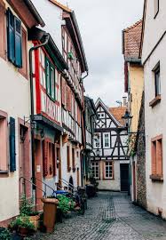 Ideal als kinderspielhütte oder für gartengeräte. Aschaffenburg Meine Reisetipps Fur Das Bayerische Nizza Reisehappen