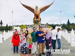 Kali ni kakzaza nak berkongsi percutian kami ke pulau langkawi selama 4 hari 3 malam. Percutian Bajet 4 Hari 3 Malam Ke Langkawi 2018