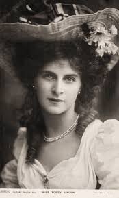 Edwardian vaudeville and music hall actresses