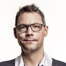 Her channel reached up to 80,000 clicks per video. Alter Heimatstadt Biografie Von Max Uthoff Last Fm