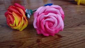 Caneta De Flor De Eva Passo A Passo Passo A Passo Caneta Decorada Com Dois Tipos De Modelagem De Rosas Sem Canetas Decoradas Canetas Decoradas Em Eva Trabalhos Manuais